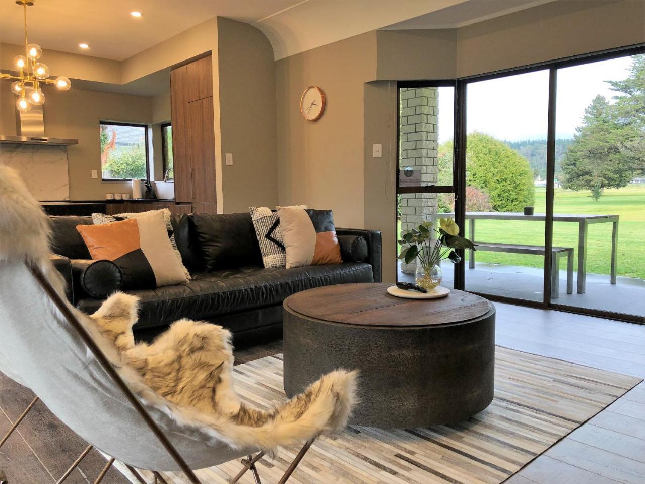 Luxury K-Lodge With Golf Course View-Rotorua Exteriér fotografie