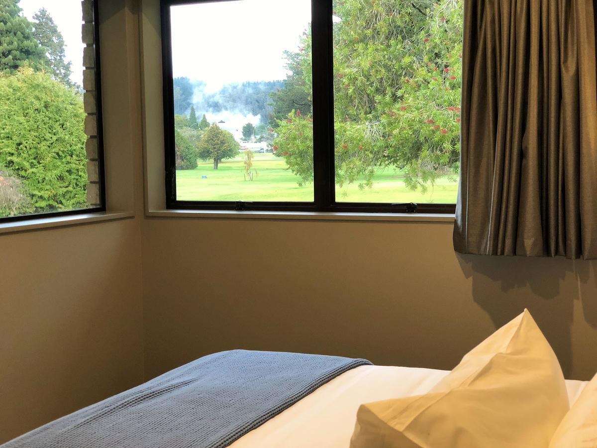 Luxury K-Lodge With Golf Course View-Rotorua Exteriér fotografie